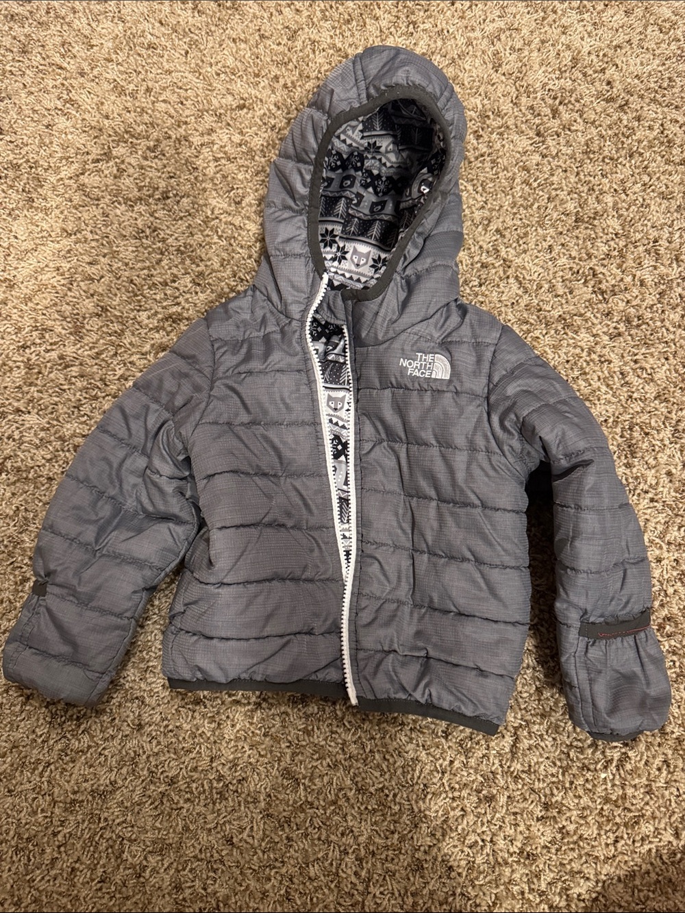 The North Face Light Gray Quilted Hooded Puffer Jacket
